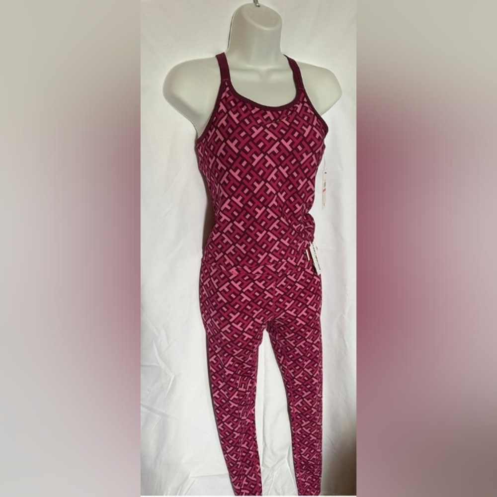Women's XS Tommy Hilfiger Activewear Set
